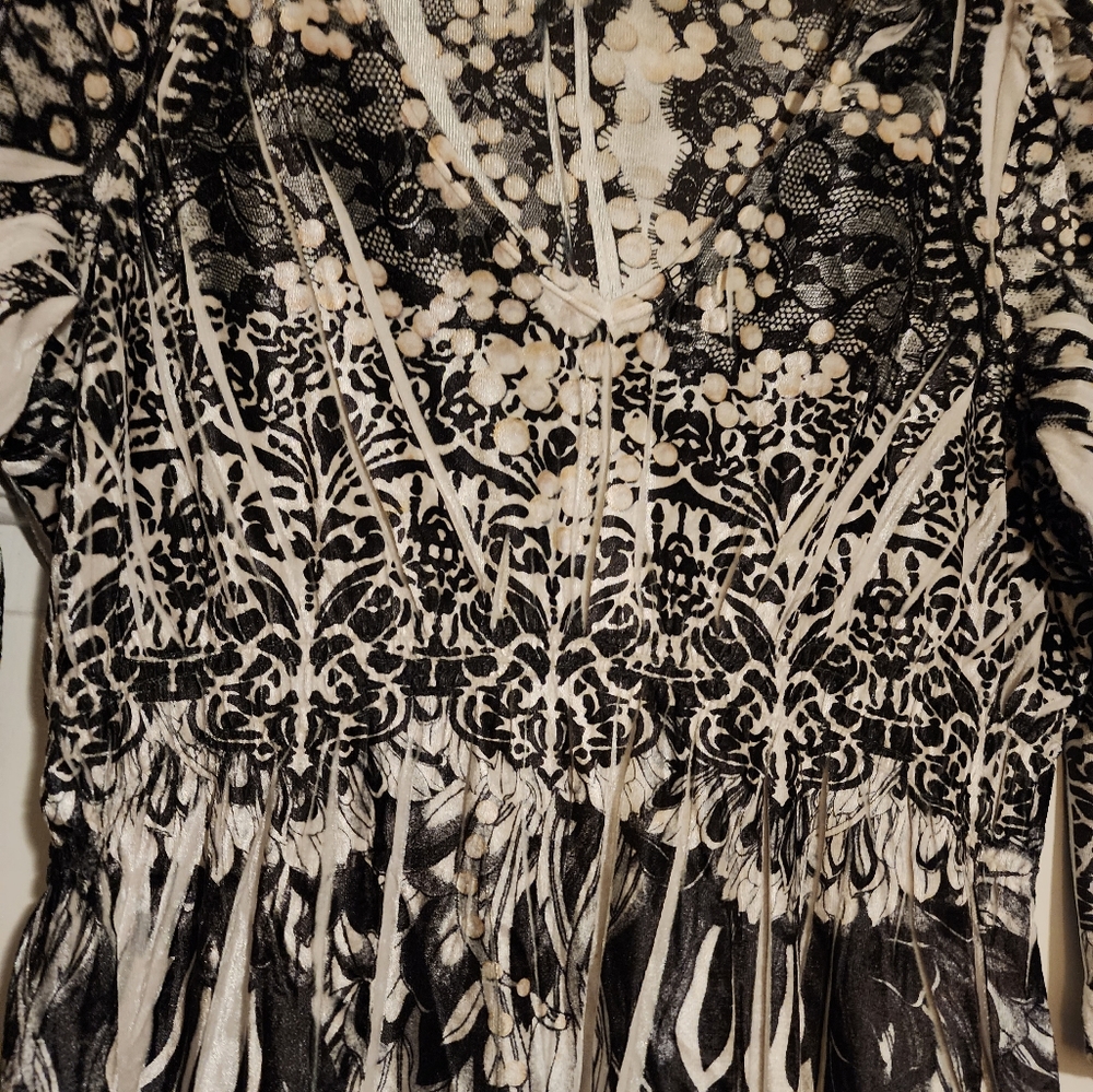 Womens blouse - Picture 4 of 5